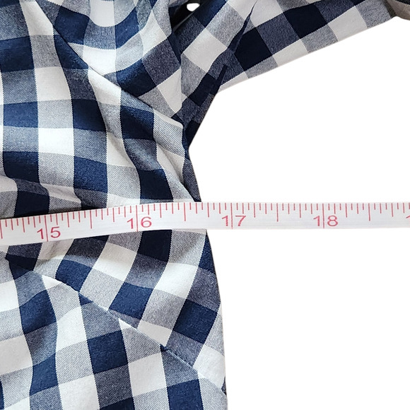 Vineyard Vines classic button down blue & white checkered size 0 - Picture 6 of 7